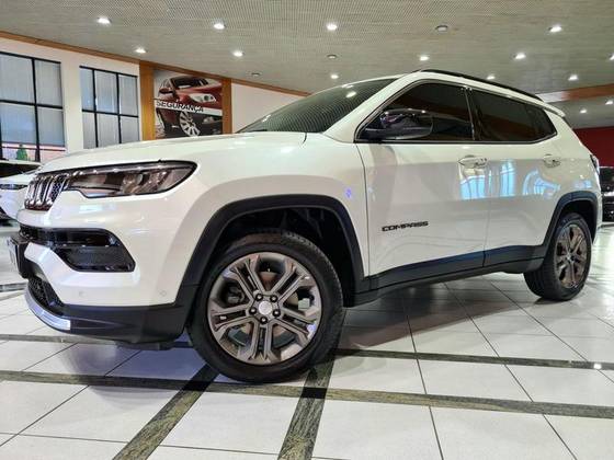 JEEP COMPASS 1.3 T270 TURBO FLEX LONGITUDE AT6 JEEP COMPASS 1.3 T270 TURBO FLEX LONGITUDE AT6
